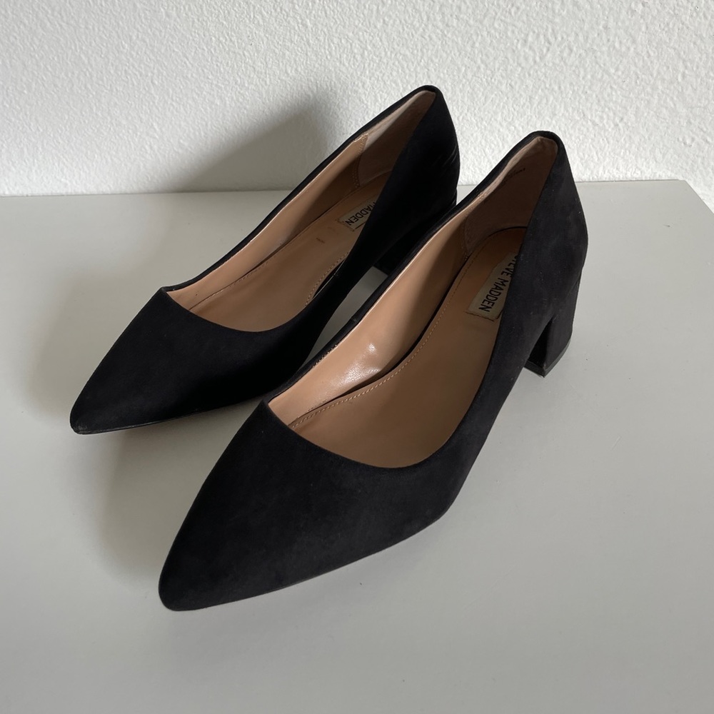 Steve Madden Suede Pump Kitten Heel